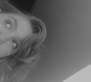 Meet your Posher, Ella